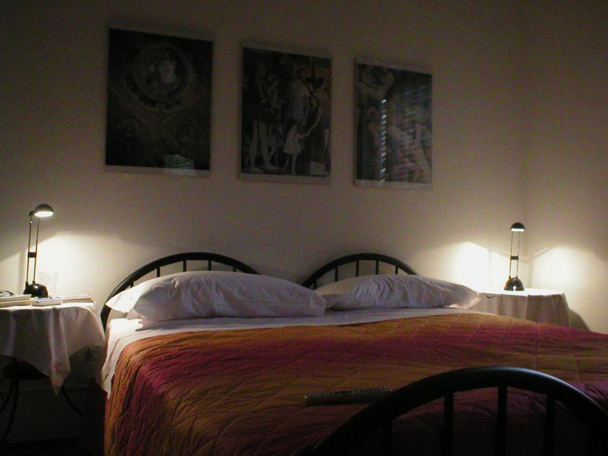 La Buonanotte Bed & Breakfast Mantova Exterior photo